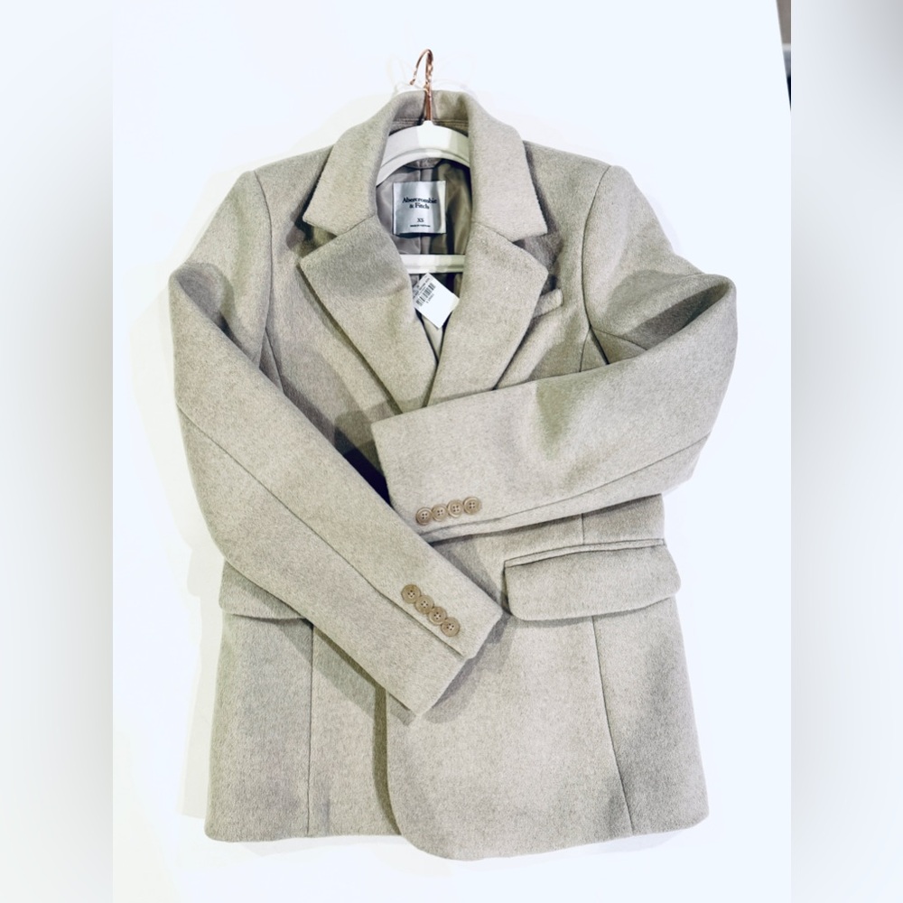 Abercrombie & Fitch Heavy Weight Wool Blend Blazer - Taupe - Picture 11 of 14